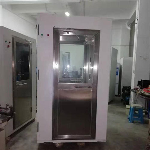 优势明显的风淋室除尘净化使用需注意这些问题