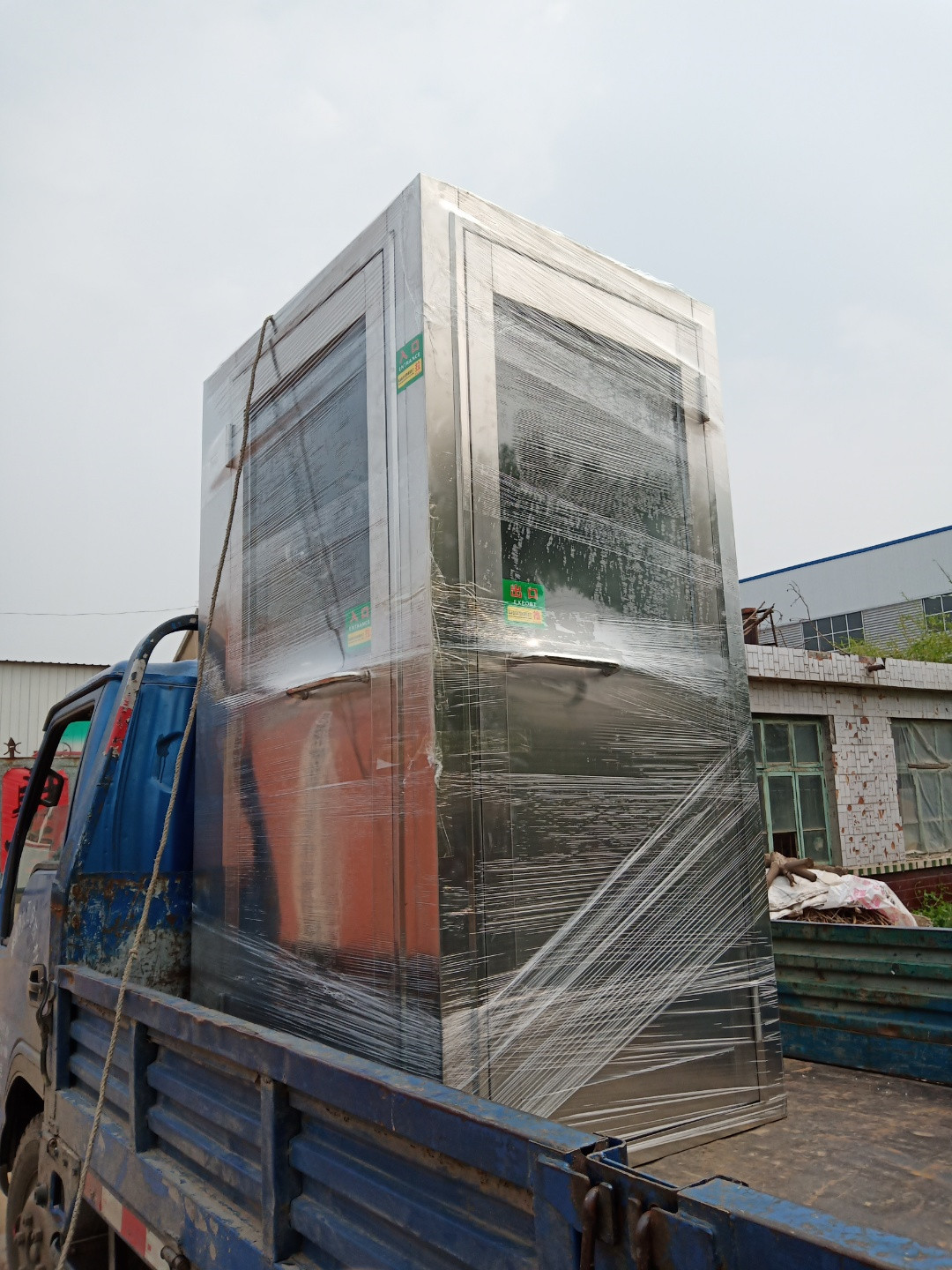 如何正确使用食品净化车间风淋通道